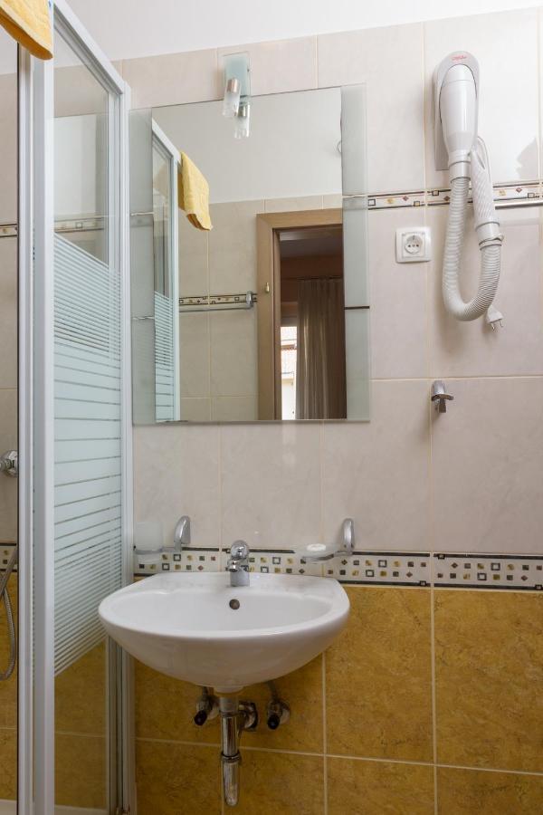 Villa Alesa Tučepi المظهر الخارجي الصورة